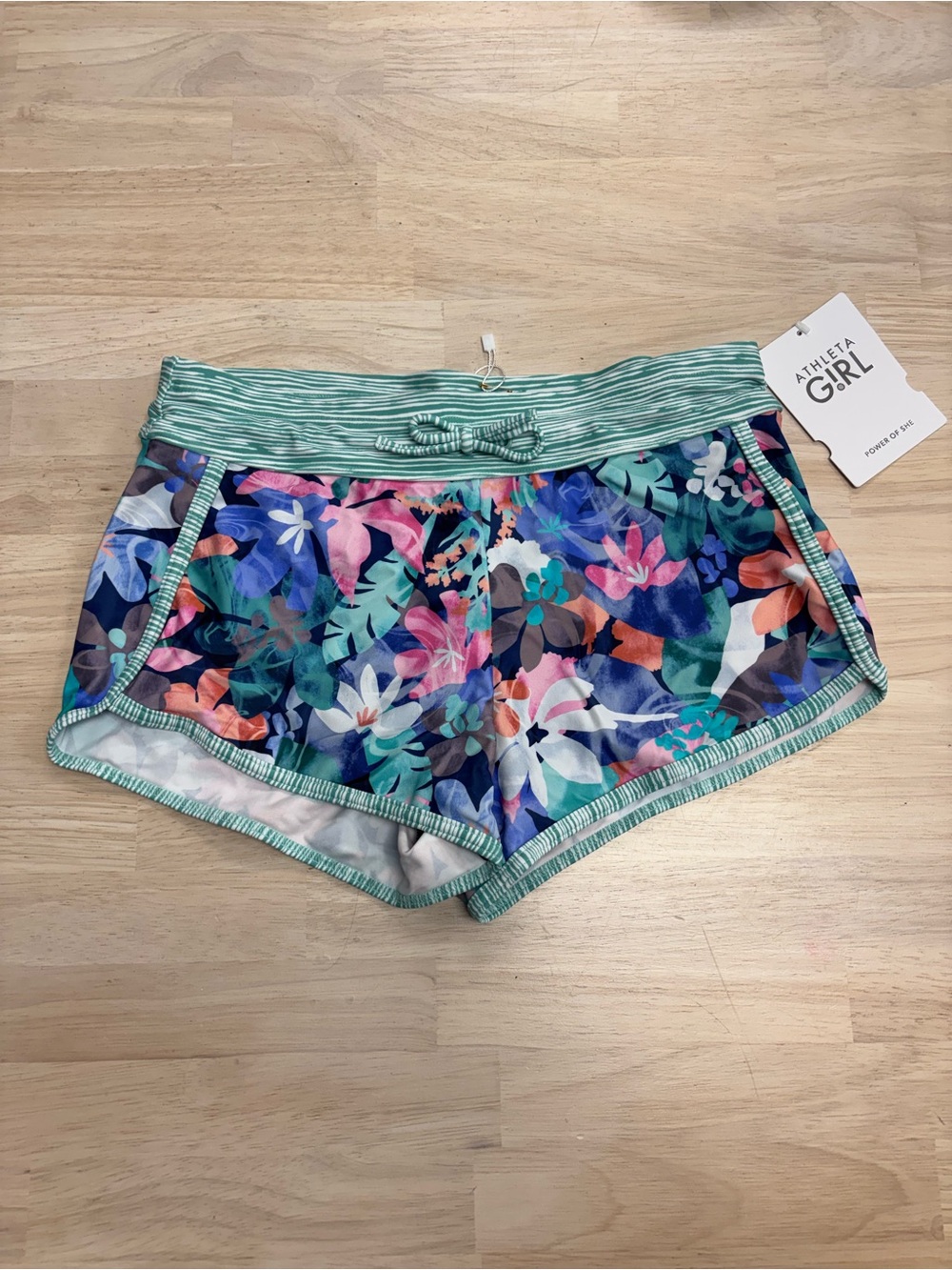 New Athleta Girl cannonball swim shorts